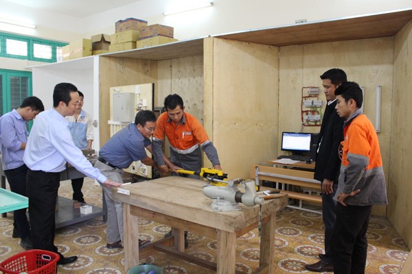 Vietnam And Laos Forge Ahead with Practical Vocational Training Cooperation