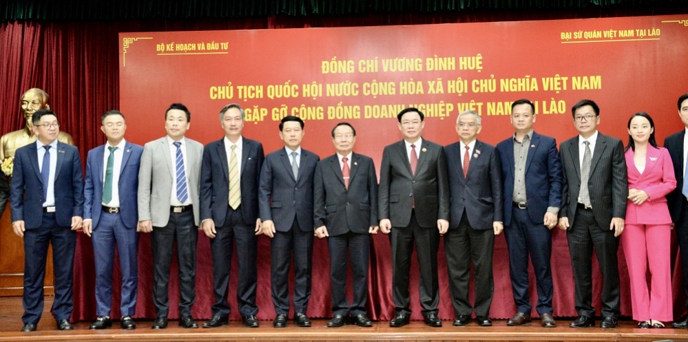 Vietnam and Laos Forge Ahead With Ambitious Economic and Trade Partnership